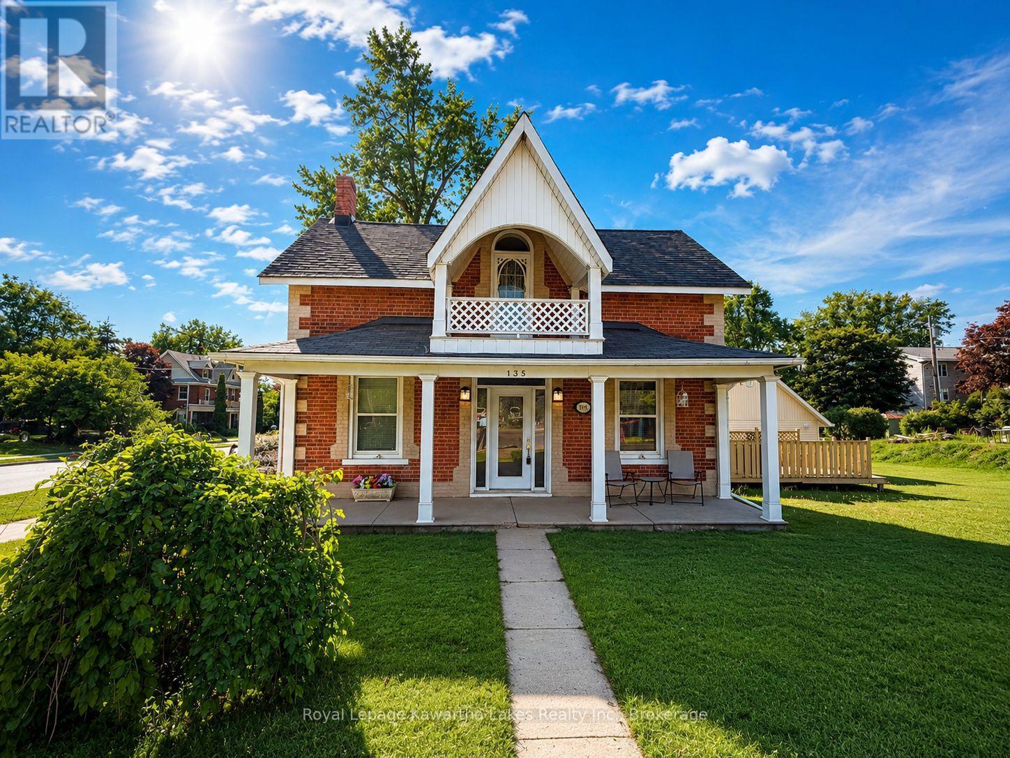 135 COLBORNE STREET, Kawartha Lakes, Ontario