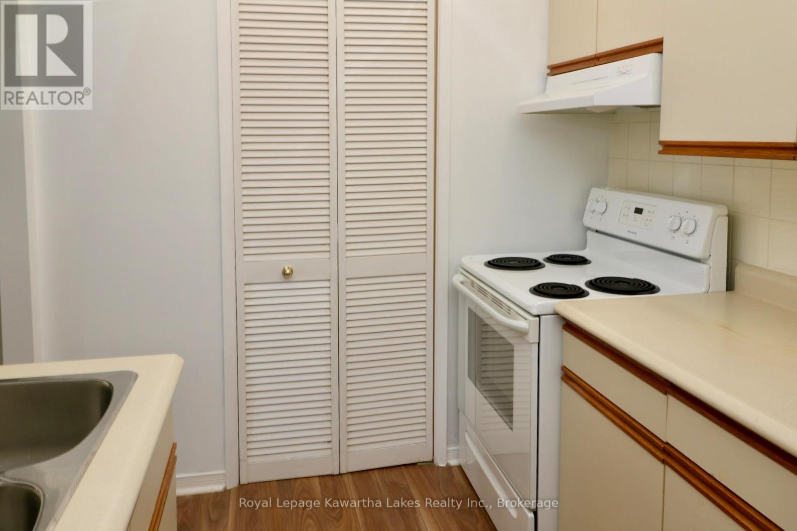 303 - 4 Heritage Way, Kawartha Lakes, Ontario  K9V 5Z2 - Photo 16 - X13460928