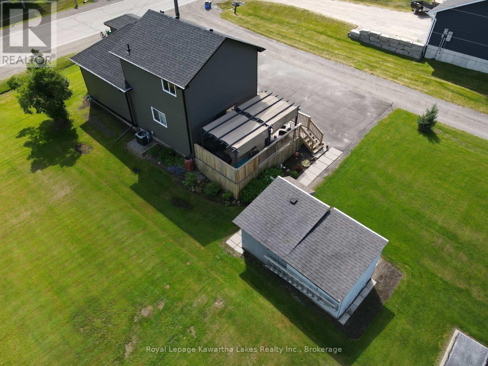 31410 Lake Ridge Road, Georgina, Ontario  L0E 1N0 - Photo 2 - N13488340