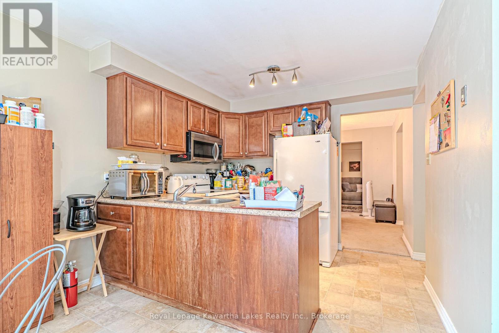 38 Lipton Crescent, Whitby, Ontario  L1R 1W7 - Photo 15 - E13513422