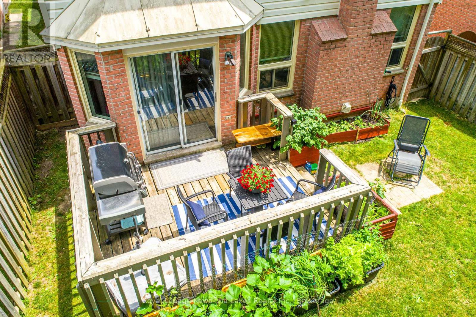 38 Lipton Crescent, Whitby, Ontario  L1R 1W7 - Photo 27 - E13513422