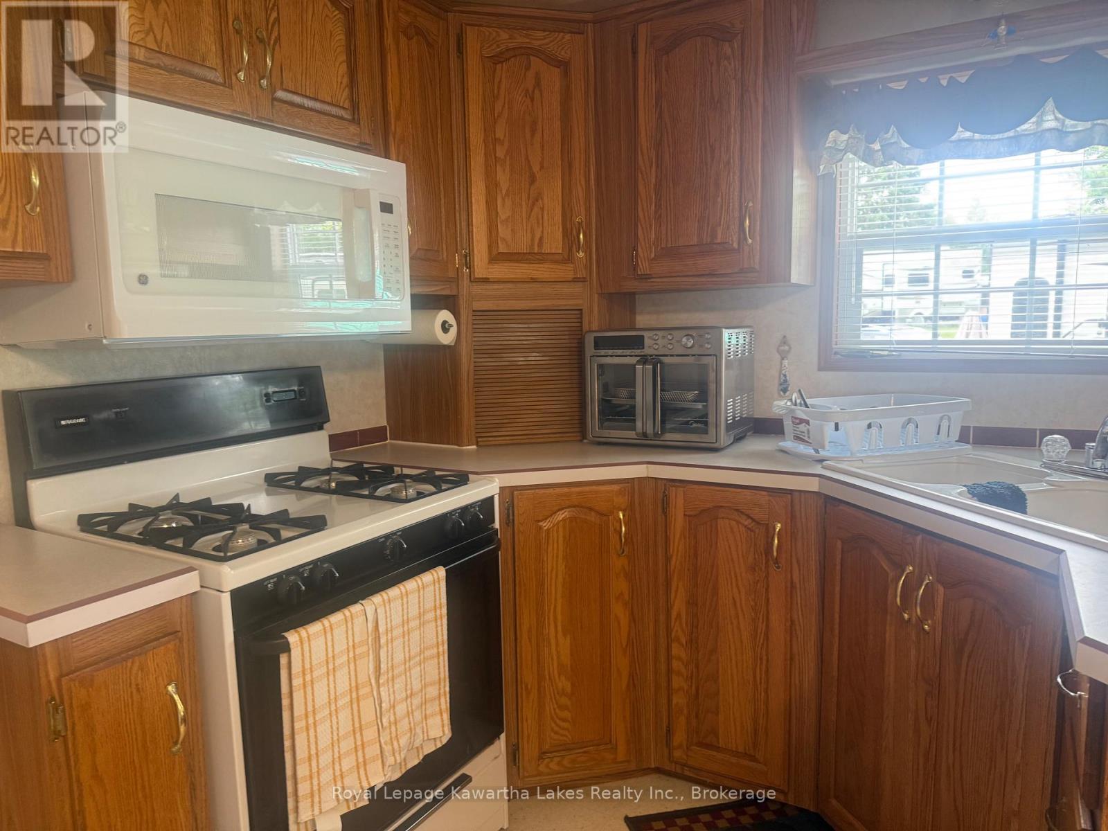 1802 County Rd 121 Road, Kawartha Lakes, Ontario  K0M 1N0 - Photo 12 - X13546712