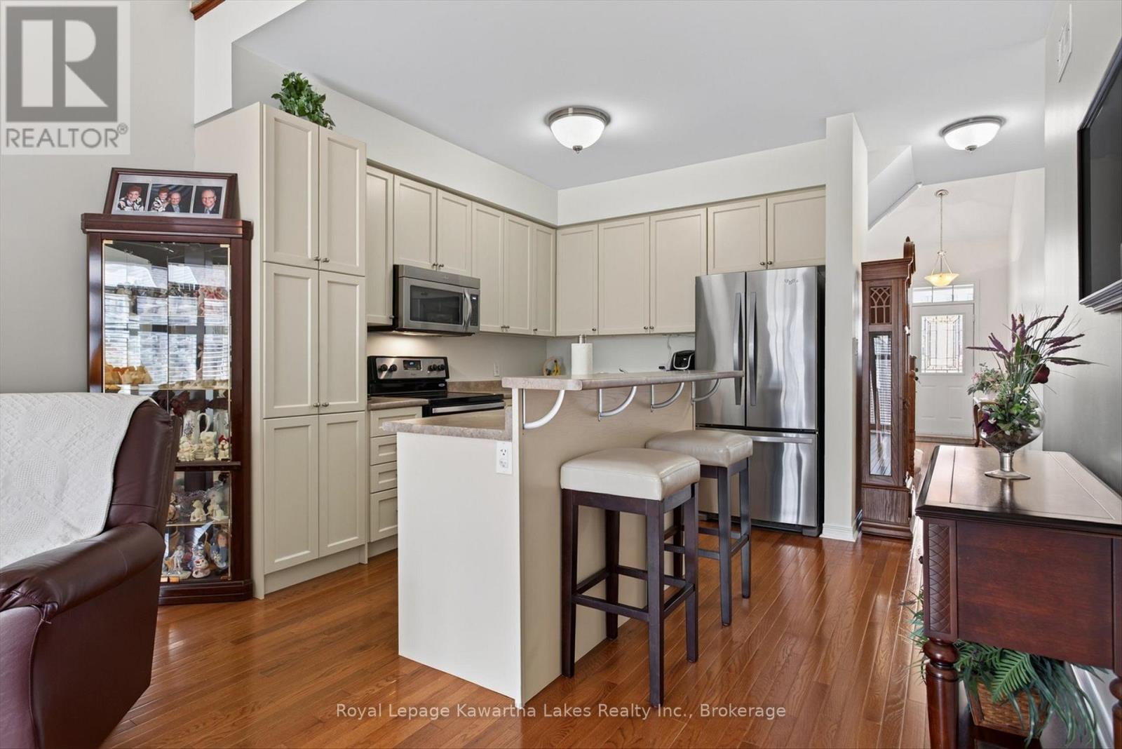 42 Deacon Crescent, Kawartha Lakes, Ontario  K9V 5Y2 - Photo 10 - X13591732