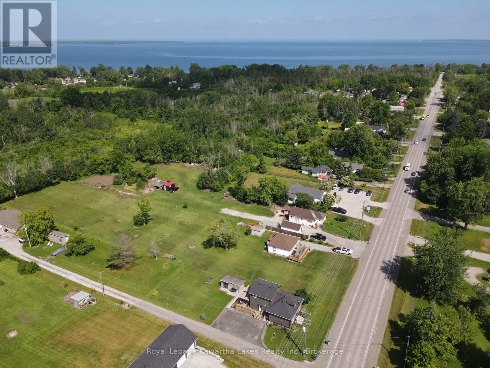 31410 Lake Ridge Road, Georgina, Ontario  L0E 1N0 - Photo 2 - N13651778
