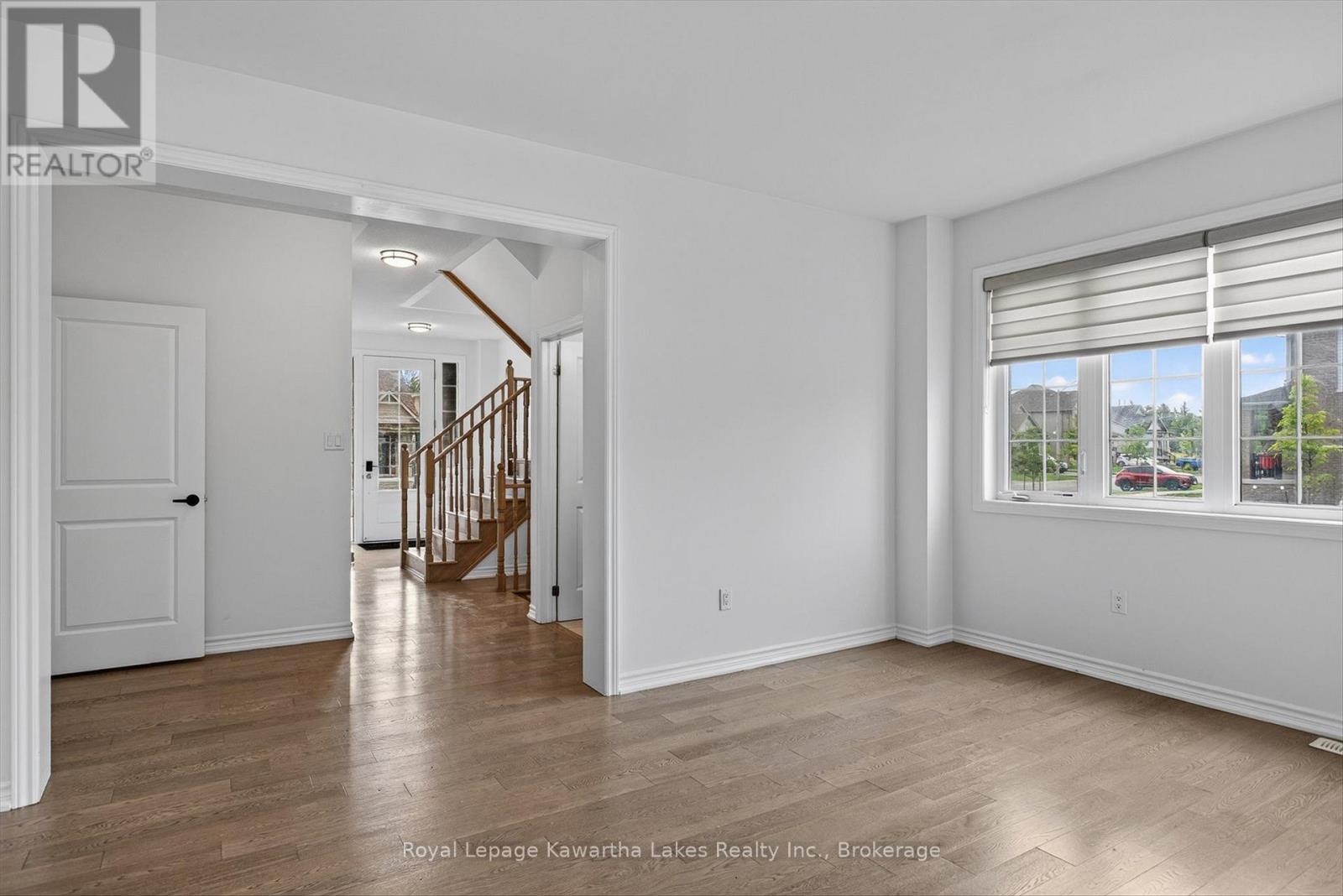 19 Hennessey Crescent, Kawartha Lakes, Ontario  K9V 0P2 - Photo 5 - X13660766