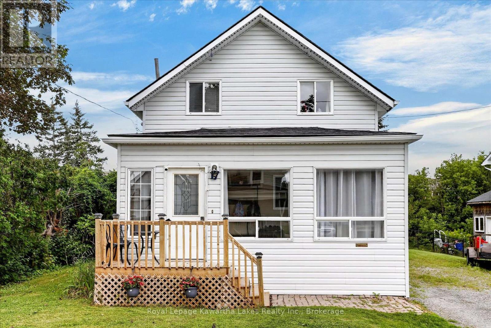 17 Crandall Street, Kawartha Lakes, Ontario  K9V 1R9 - Photo 1 - X13681514