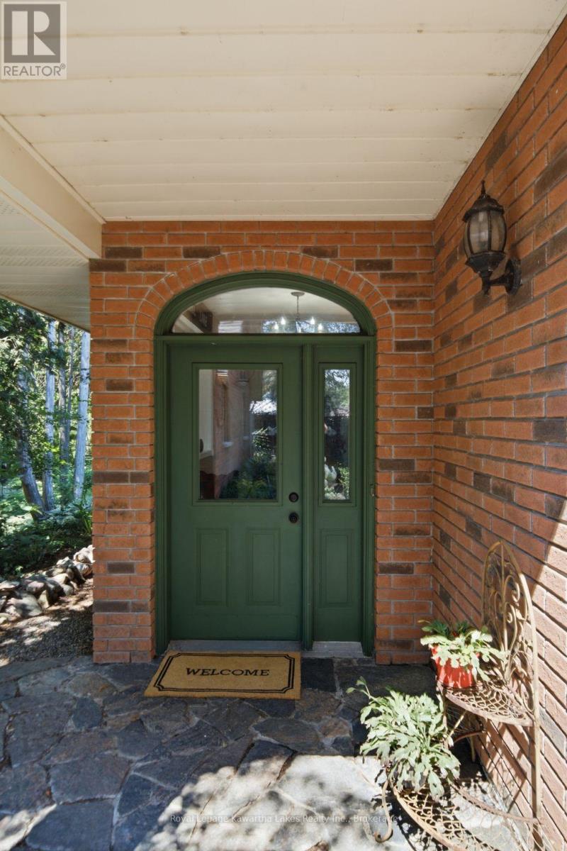 100 Pinewood Boulevard, Kawartha Lakes, Ontario  K0M 2T0 - Photo 6 - X13730114